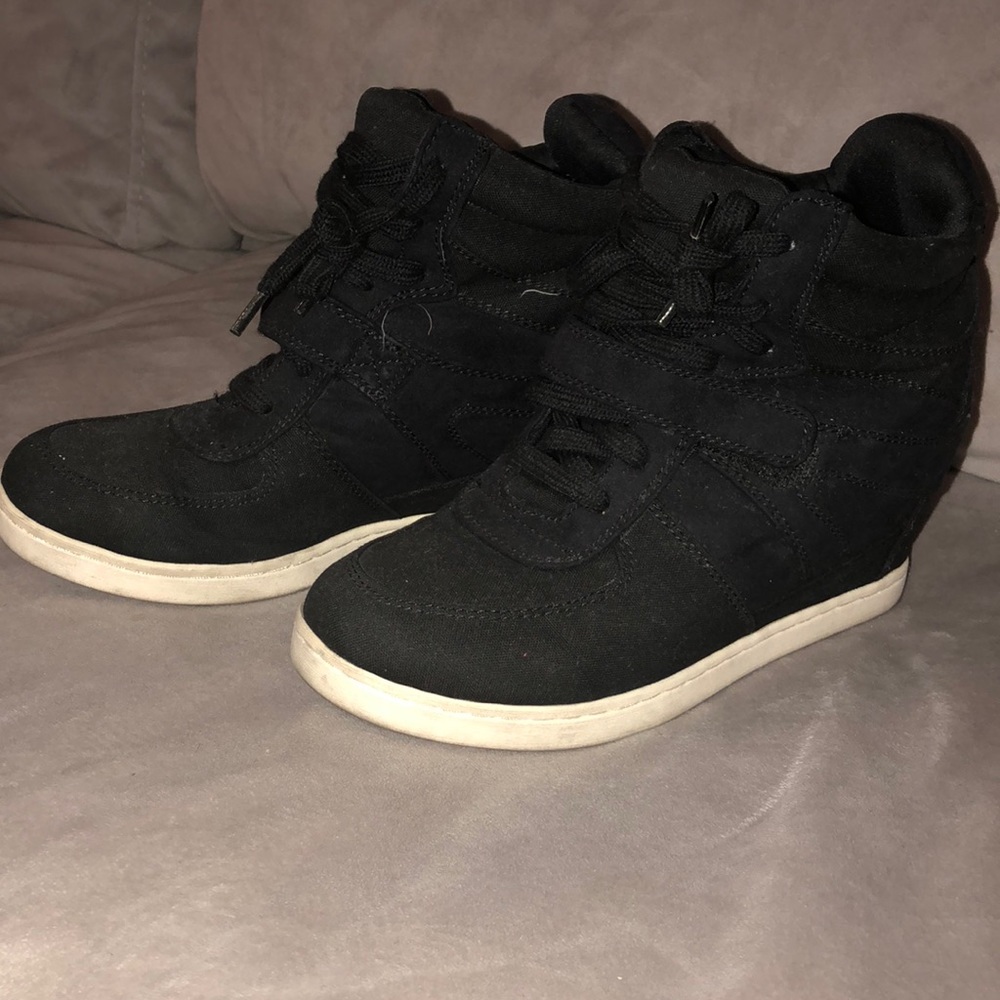 Black Report brand Wedge Sneakers